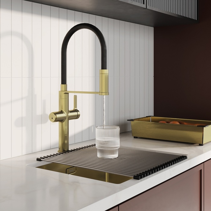 Фото товара на маркетплейсе yandex Смеситель для кухни с каналом для фильтрованной воды и гибким изливом IDDIS Ikon IKNMGFFi05 матовое золото